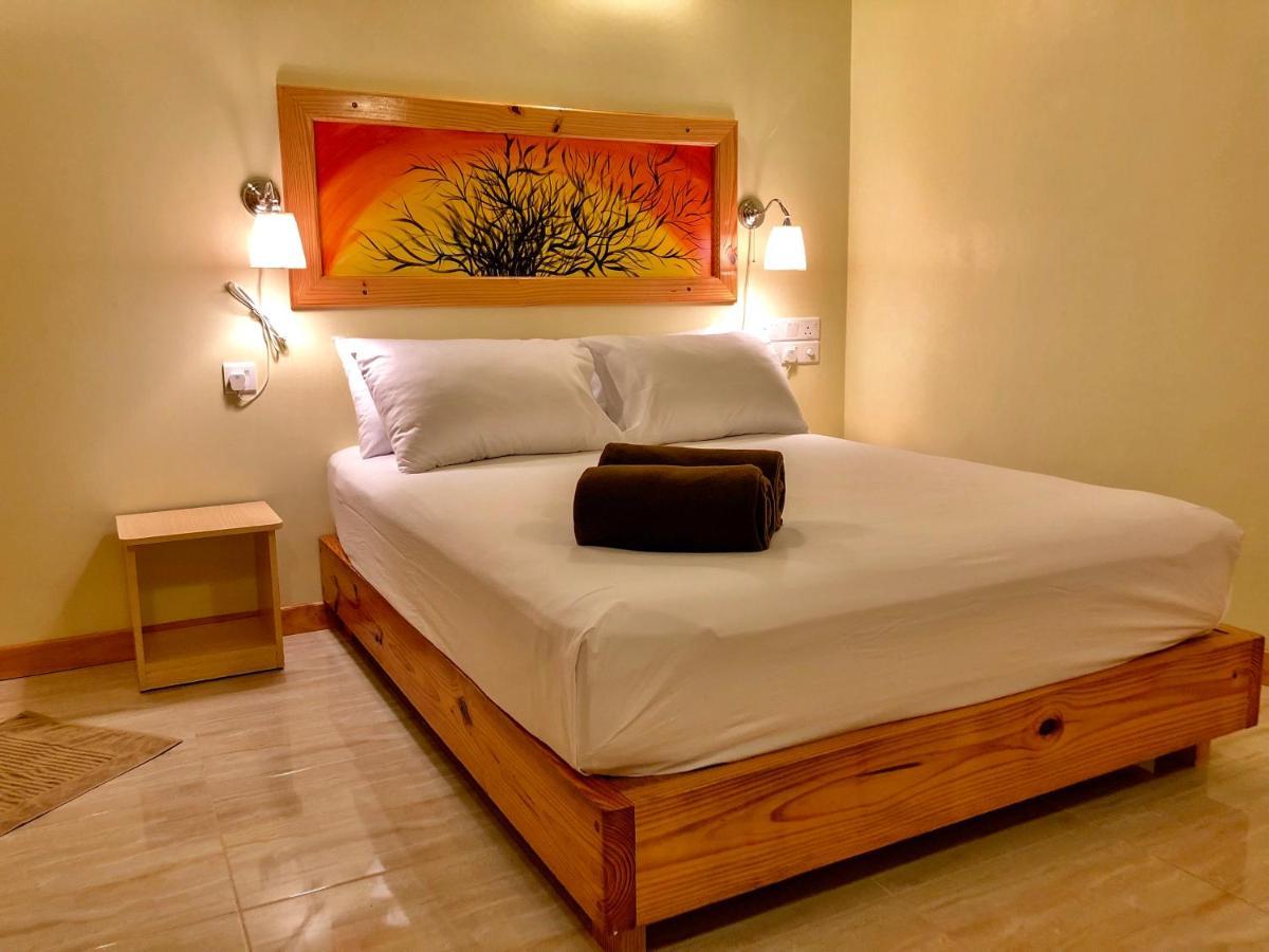 Royal Reef Stay Insel Insel Mathiveri Exterior foto